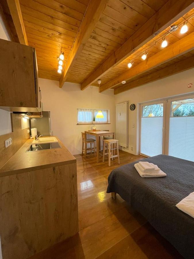 Ferienwohnung Im Stadtzentrum Von Bernau - Komfortable Wohnung Mit 2 Zimmern, Bad, Spuelmaschine, Waschmaschine, Komplette Kueche, Wlan, Terrasse, Ruhige Lage Bernau bei Berlin Exteriér fotografie