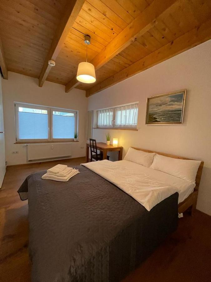Ferienwohnung Im Stadtzentrum Von Bernau - Komfortable Wohnung Mit 2 Zimmern, Bad, Spuelmaschine, Waschmaschine, Komplette Kueche, Wlan, Terrasse, Ruhige Lage Bernau bei Berlin Exteriér fotografie