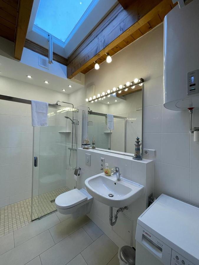 Ferienwohnung Im Stadtzentrum Von Bernau - Komfortable Wohnung Mit 2 Zimmern, Bad, Spuelmaschine, Waschmaschine, Komplette Kueche, Wlan, Terrasse, Ruhige Lage Bernau bei Berlin Exteriér fotografie